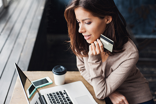 Woman with a creditcard
