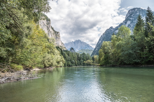 Nationalpark Gesäuse Eingang mit Himbeerstein und Haindlmauer